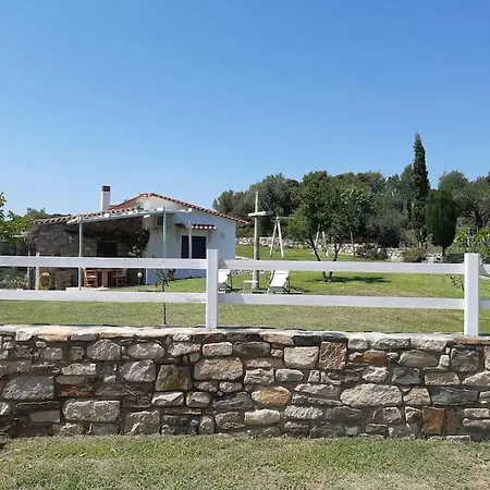 《μάνα γη》