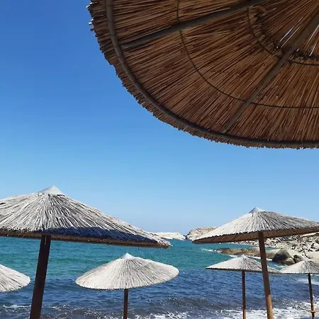 《μάνα γη》 فيلة توروني